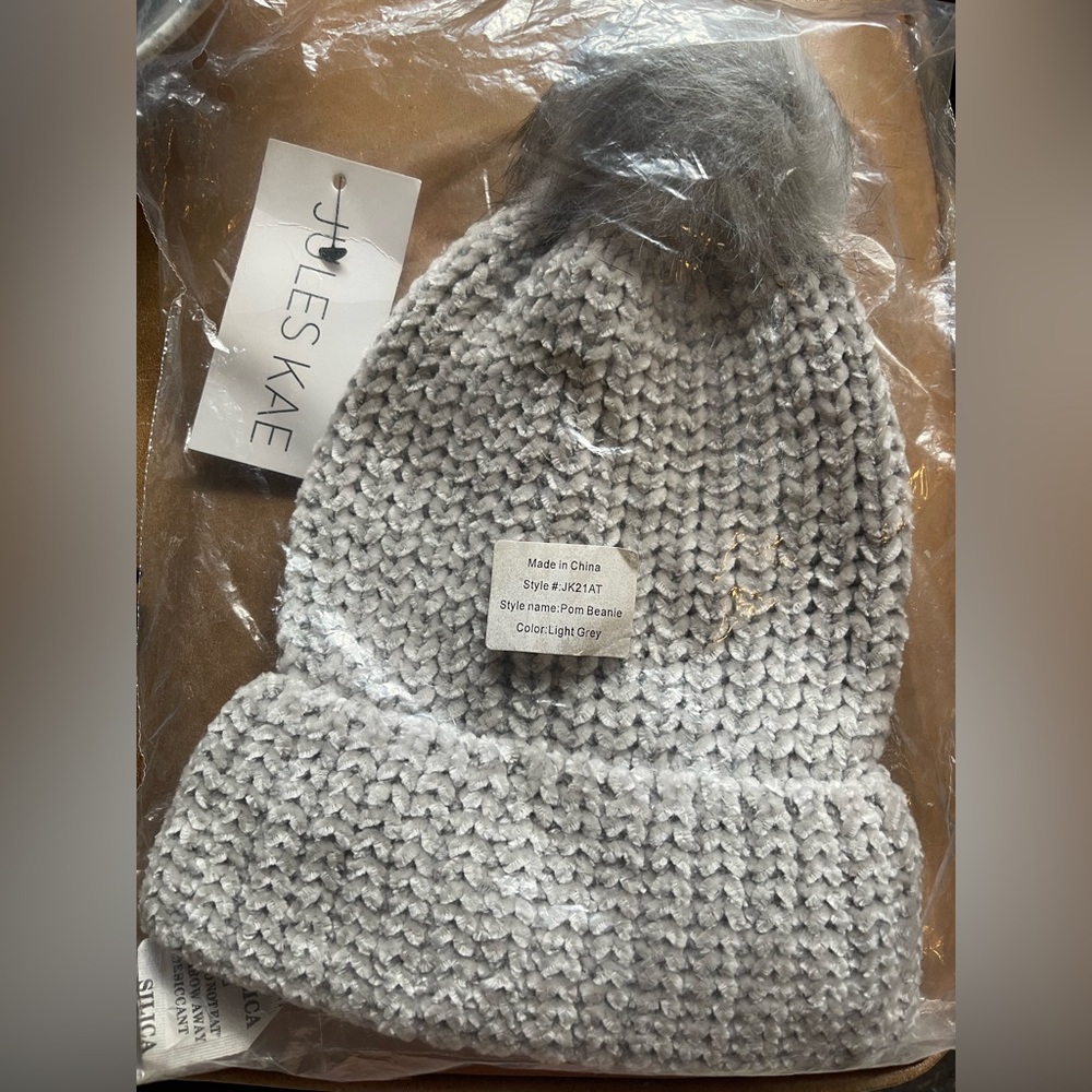 Cozy Gray Knit Pom-Pom Hat